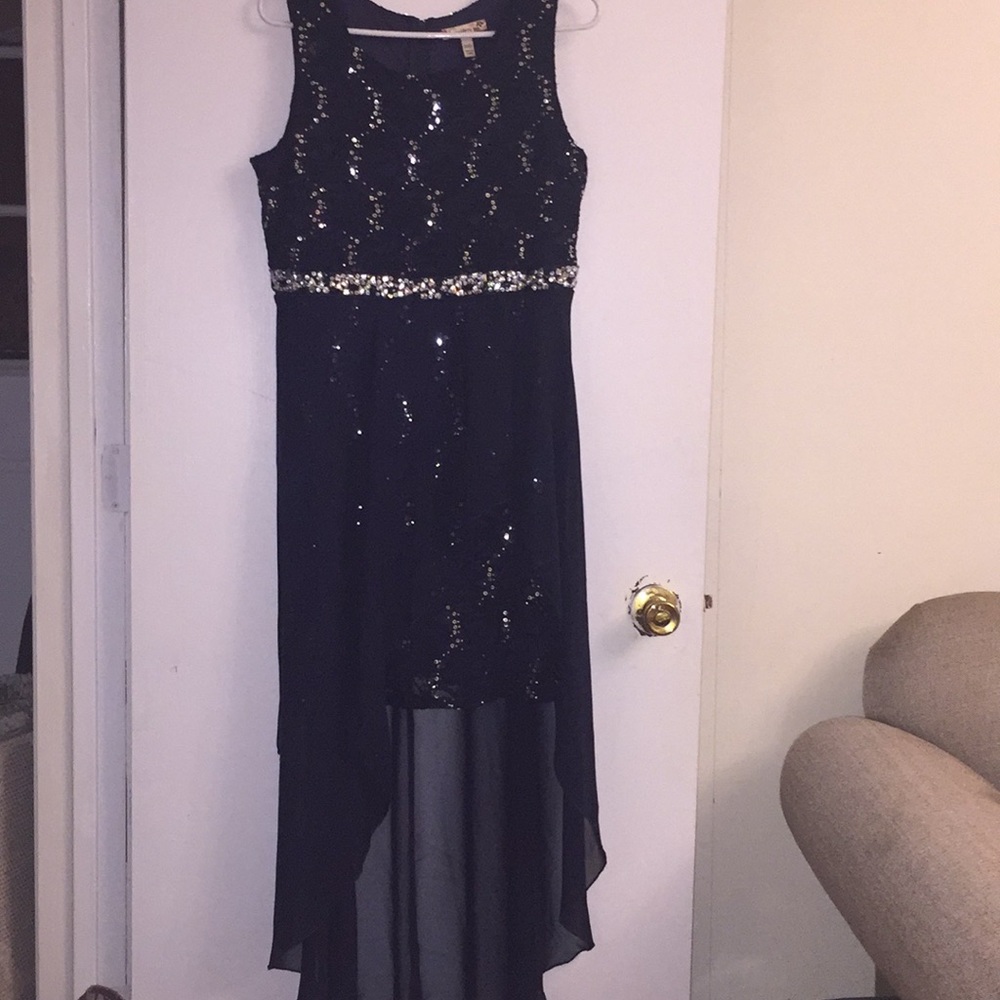 Junior’s evening gown